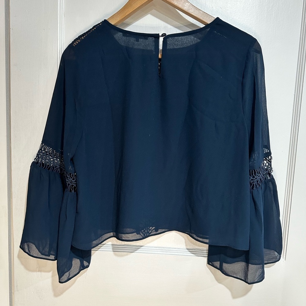 Size small Tularosa - Picture 2 of 2